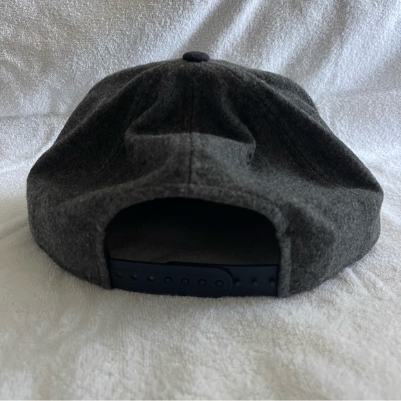 MLB Chicago White Sox New Era Snapback Hat - Picture 3 of 6